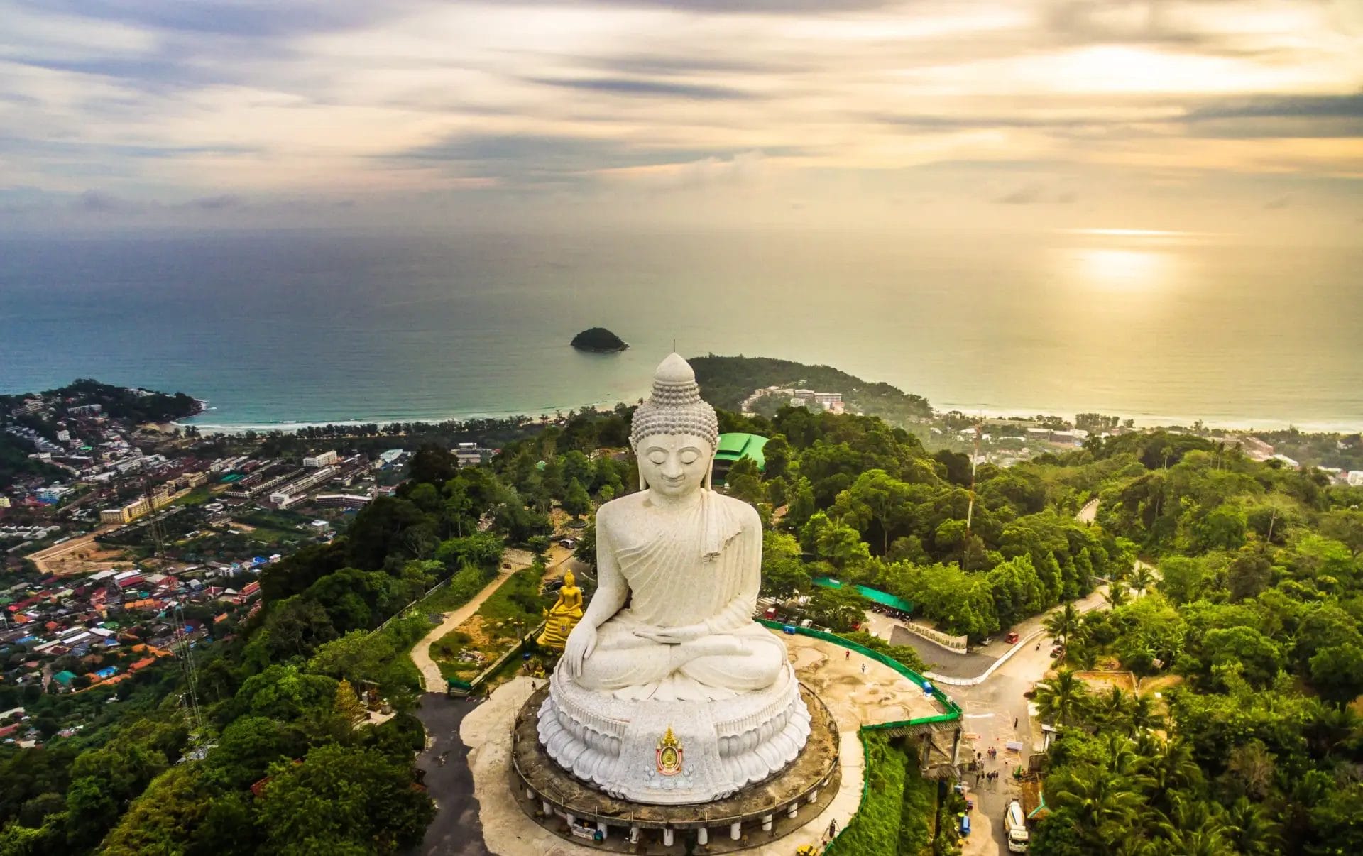 A white big buddha statue